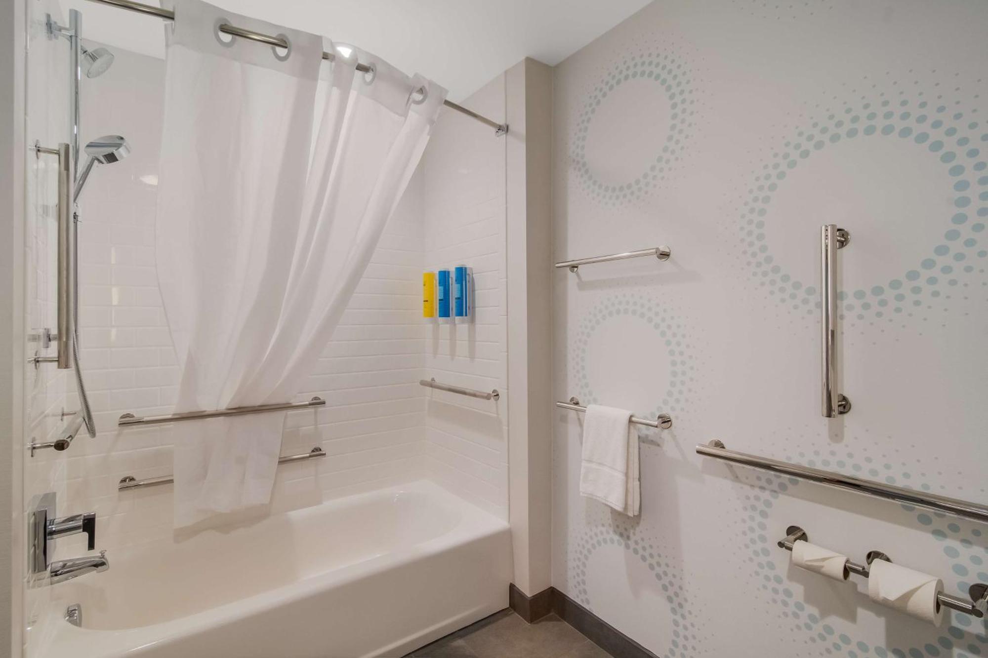 Tru By Hilton Wilson Hotell Exteriör bild