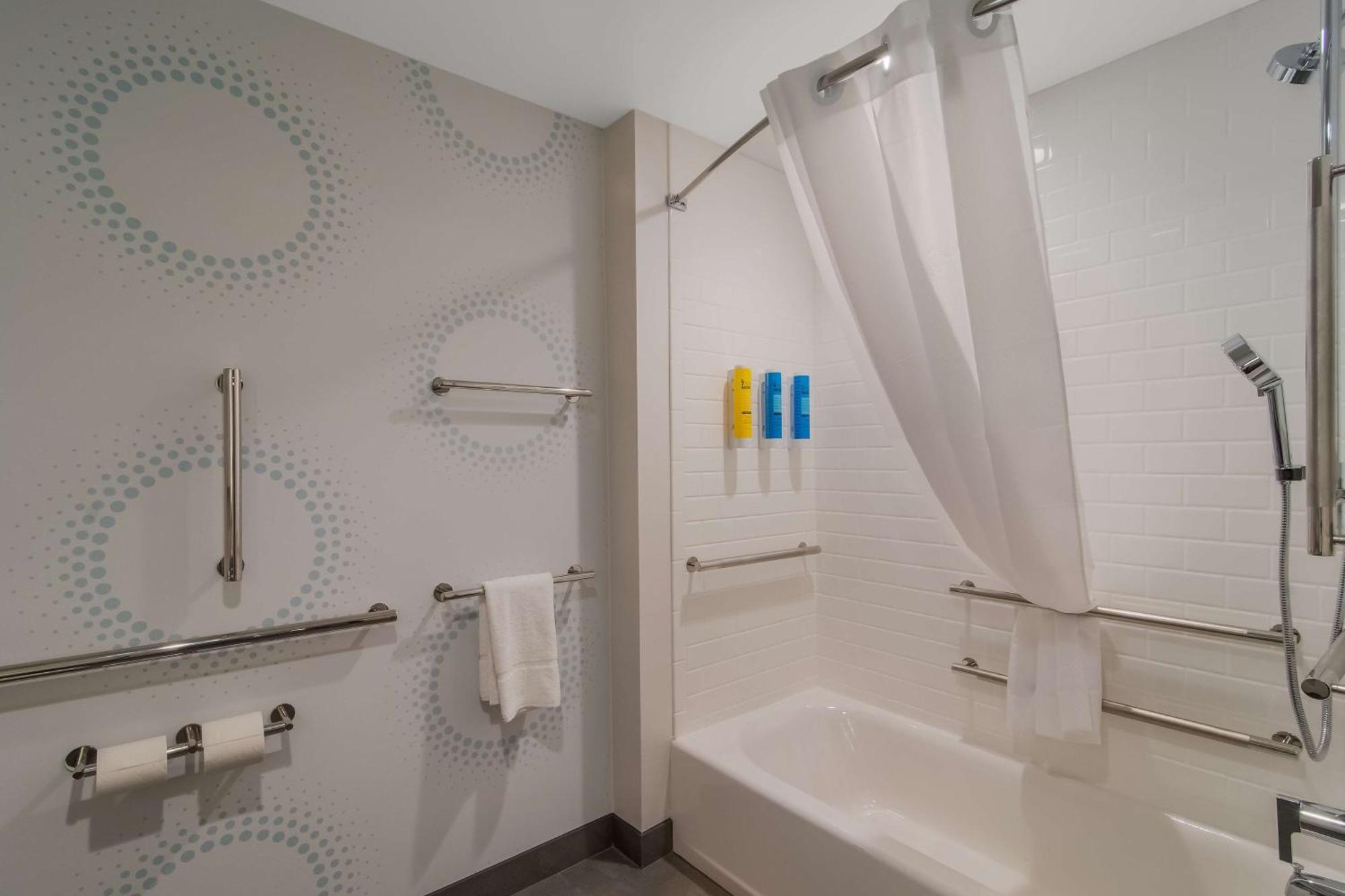 Tru By Hilton Wilson Hotell Exteriör bild