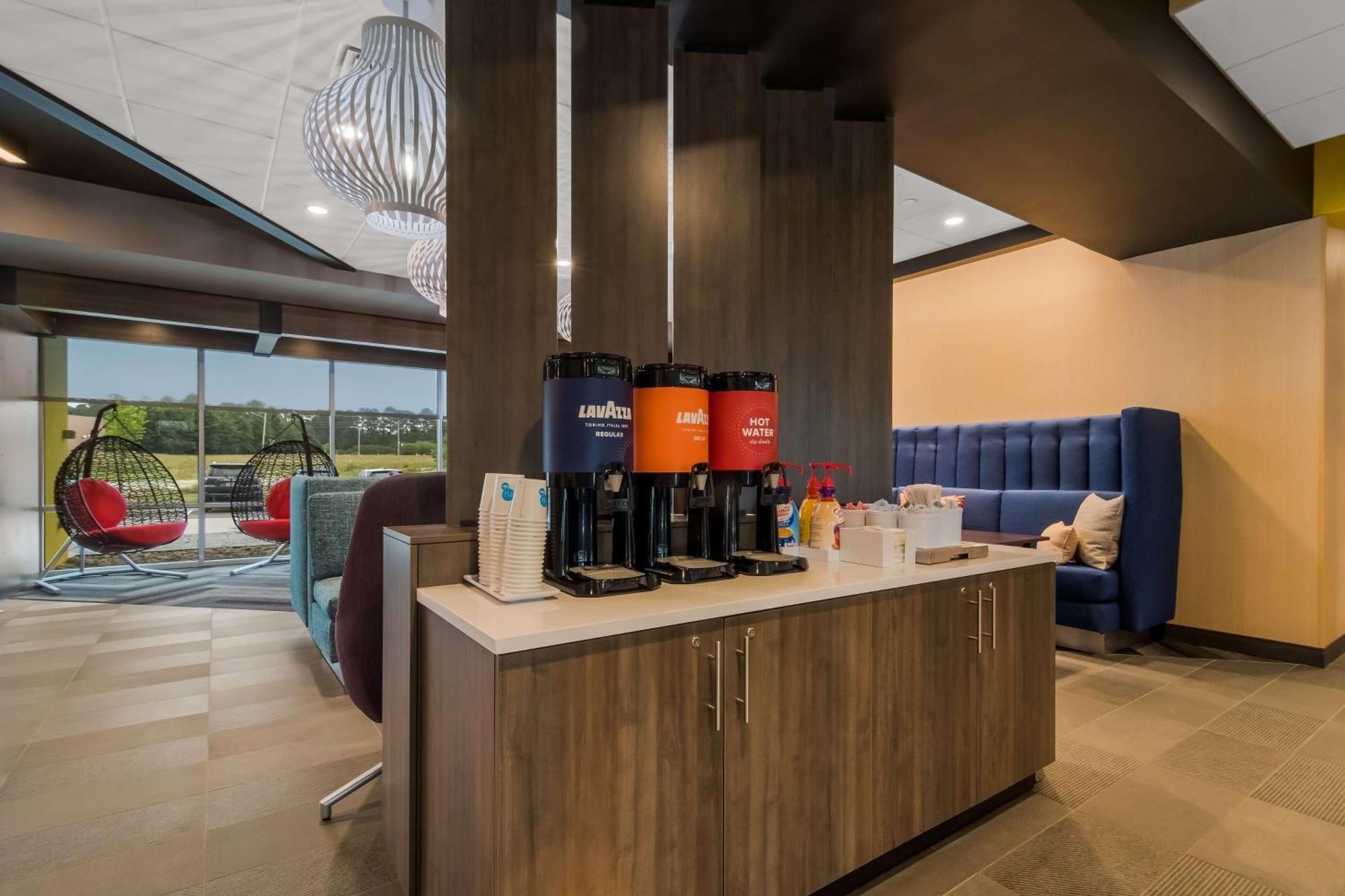 Tru By Hilton Wilson Hotell Exteriör bild